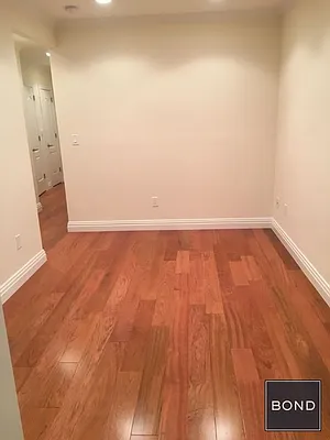 Rented by Bond New York | media 30