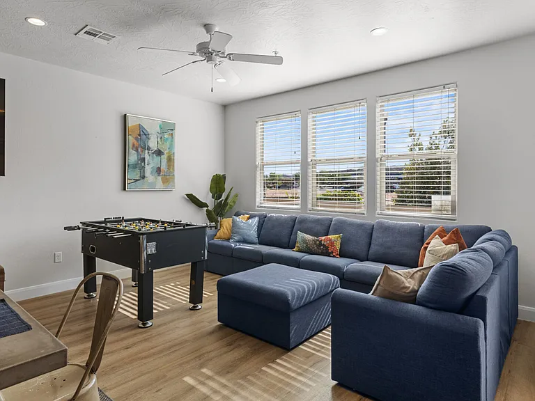 N Canyon Greens Dr — Photo 18