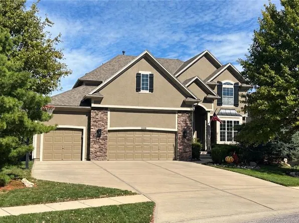 11018 W 163rd Ter, Overland Park, KS 66221