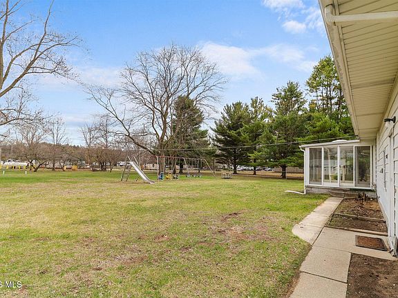 5th image of 5741 Waterville Swanton Rd