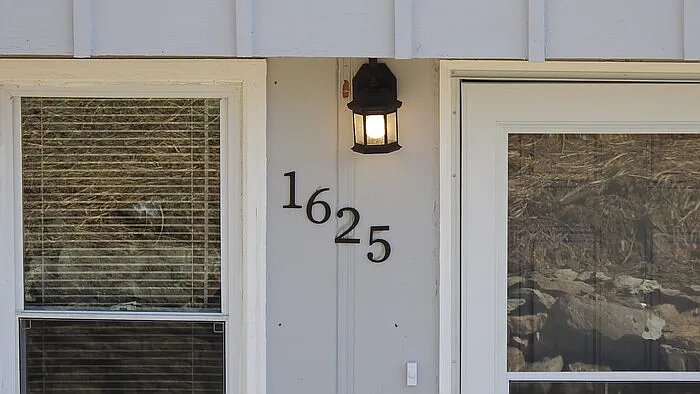 1625 Holt St — Photo 3