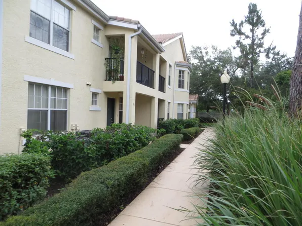 110 SW Peacock Blvd APT 6-102, Port Saint Lucie, FL 34986