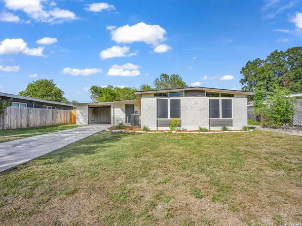 1803 Lampost, San Antonio, TX 78213