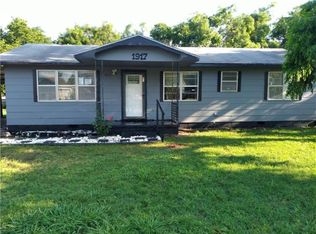 1917 W Dakota Ave, Chickasha, OK 73018