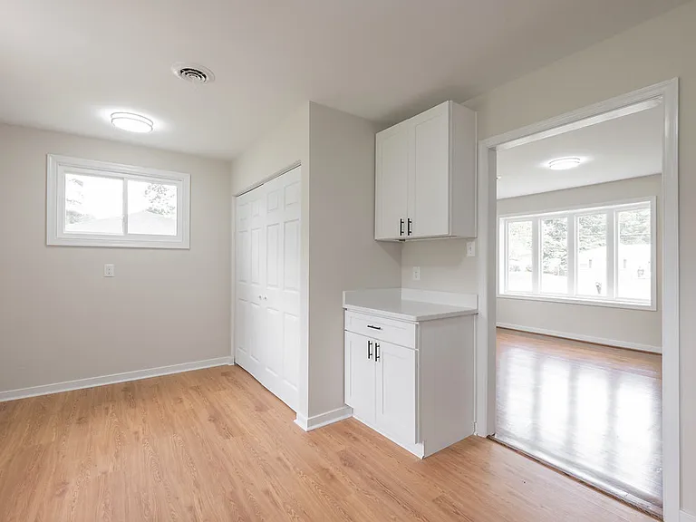 8711 Lakefront Dr — Photo 10