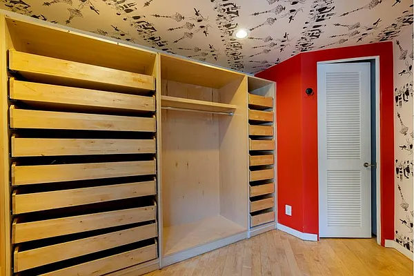 Sold by Douglas Elliman | media 13