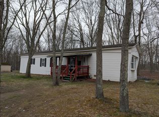 507 Rabbit Ln, East Stroudsburg, PA 18302