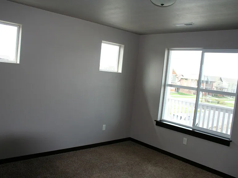 2282 Gallatin Green — Photo 19