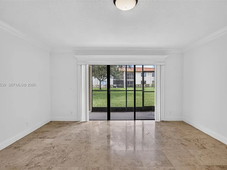 359 Lakeview Dr #102 — Photo 12