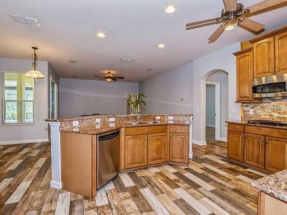 3rd image of 3814 THORNEWOOD WAY