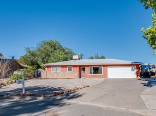 63 Joya Loop, Los Alamos, NM 87544