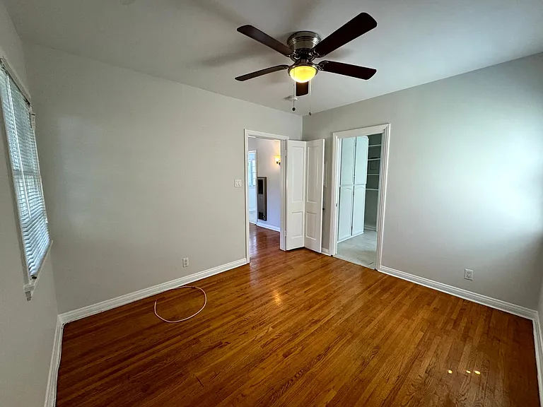 8951 Cynthia St — Photo 13