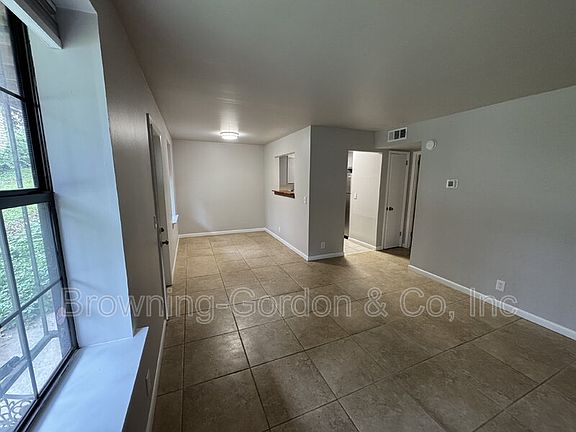 4th image of 1308 Caldwell Ave #D