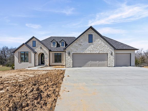 2nd image of 8533 S Lagos Dr