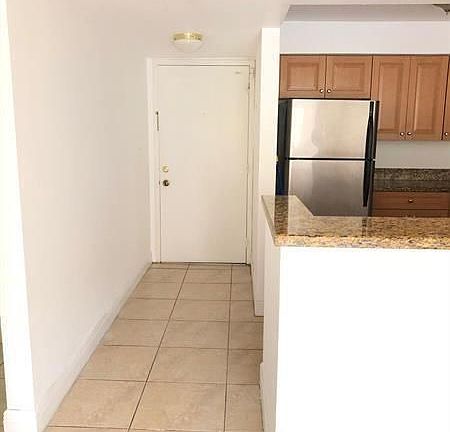 5th image of 5221 Geneva Way APT 208