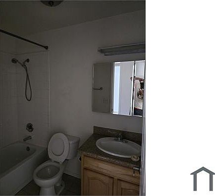 3rd image of 2287 Lakeview Cir