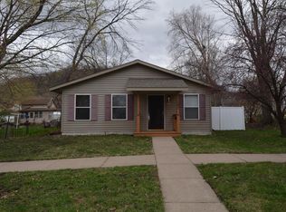 121 W 6th St, Red Wing, MN 55066