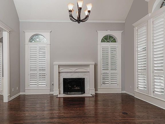 4th image of 63 Bridgeberry Pl