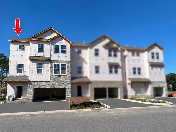 1648 Songbird Ln, Chesapeake, VA 23323