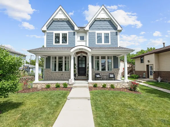 997 Florence St, Lemont, IL 60439