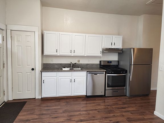 5th image of 531 9th St