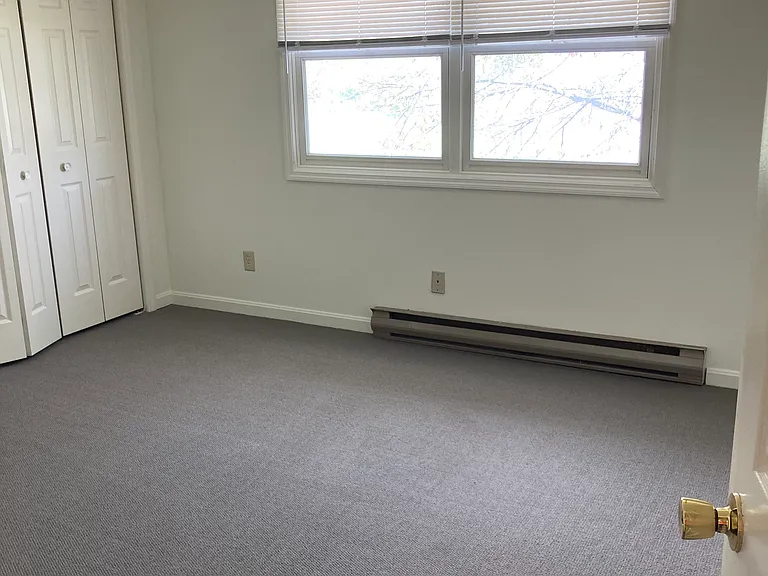 14765 Sherwood Dr #12 — Photo 4
