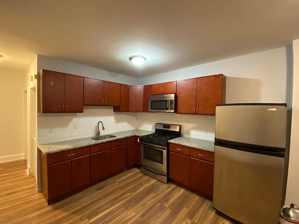 1st image of 3503 W Clearfield St #1