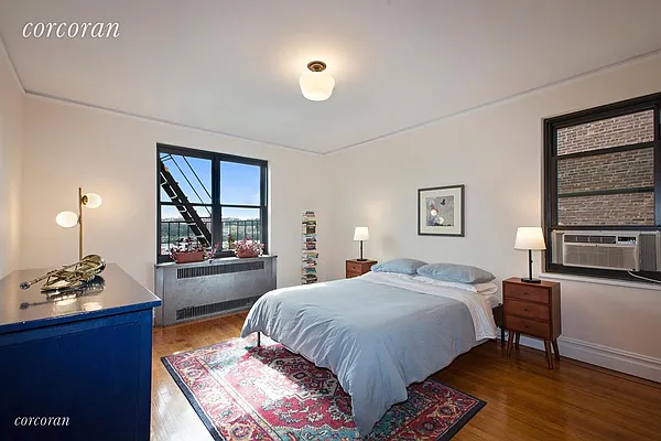 Sold by Corcoran | media 15
