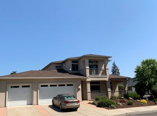 629 Arrowhead Trl, Eagle Pt, OR 97524