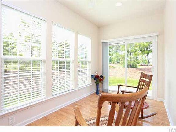 Sunroom / Office overlooking park - lots of natural light!