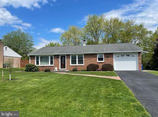 54 Sharon Rd, Enola, PA 17025