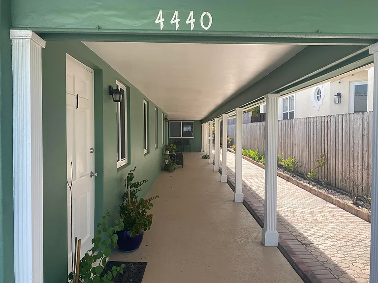 4440 Bougainvilla Dr #3 — Photo 4