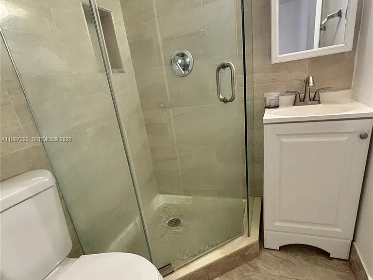 550 SW 2nd Ave #1210 — Photo 13