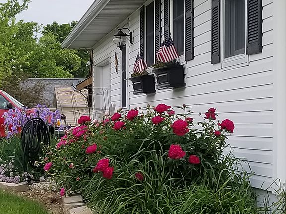 3rd image of 14659 W Diane Dr