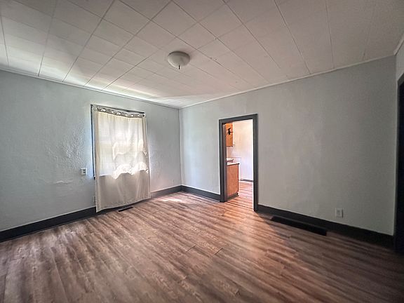 5th image of 614 Chandler St