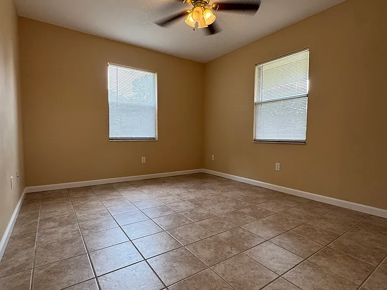 1029 SW Rossborough Ct #102 — Photo 24