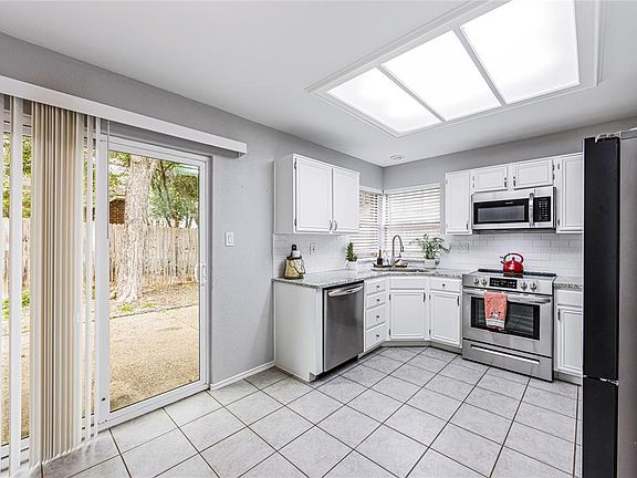 5th image of 5034 Bryn Mawr Dr