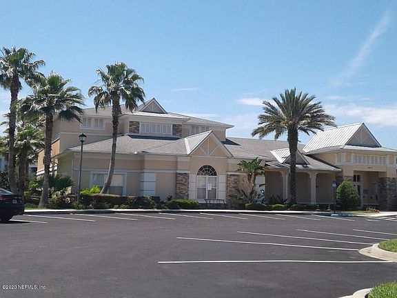 3rd image of 4932 Key Lime Dr Unit 304