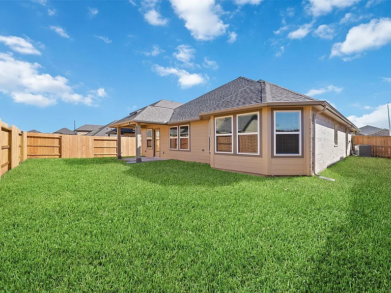 21518 Carbone Ln — Photo 25