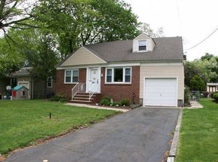 6 Van Beuren Ave, Cranford, NJ 07016