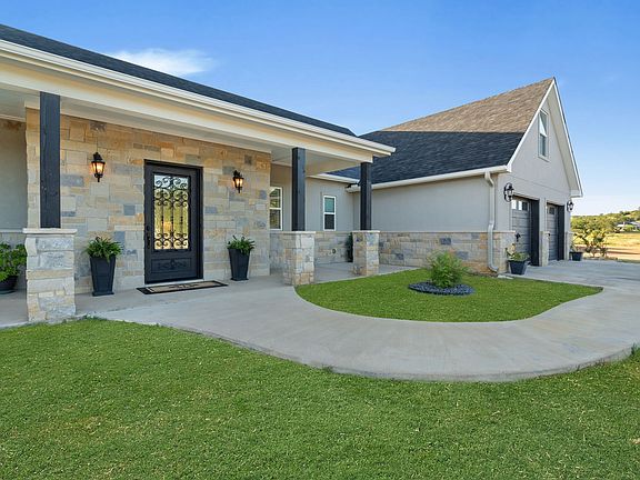 2nd image of 313 Hidden Shores Dr