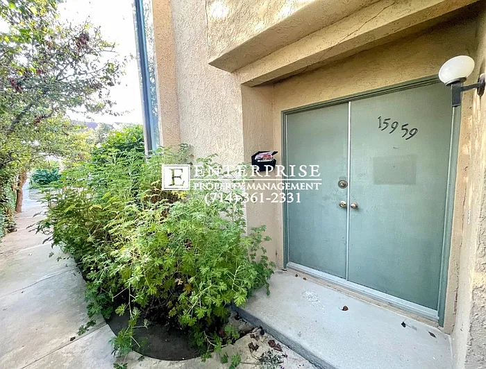 15959 Rhodolite Ct