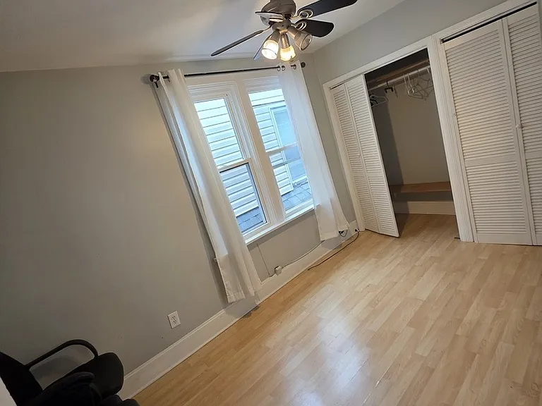3419 W Beach Ave #2 — Photo 6
