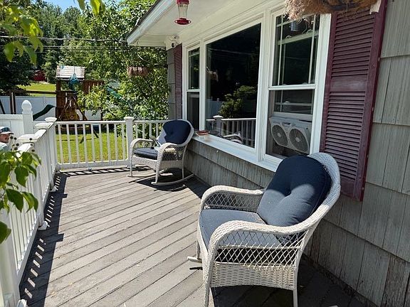 4th image of 3 Lincoln Drive