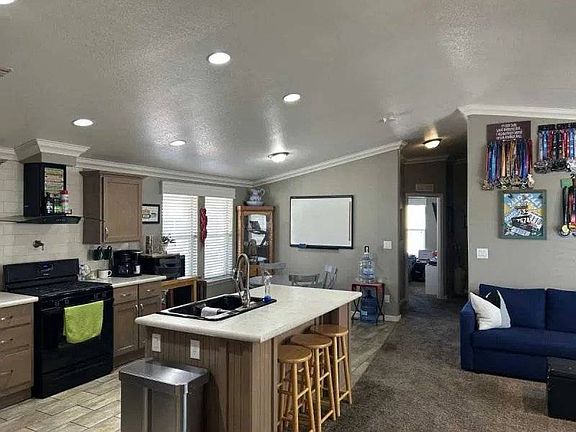 4th image of 400 W Baseline Rd Space 211