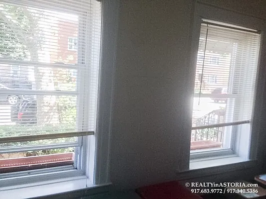 Rented by Alexiou Realty | media 8