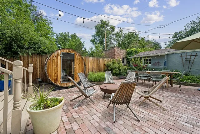 454 N Downing St — Photo 23