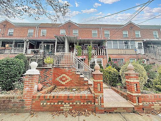 1st image of 1362 E 87th St #1