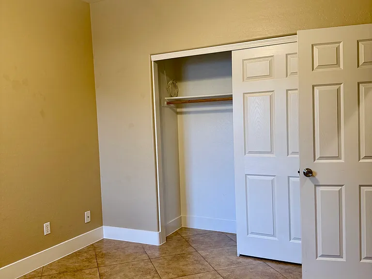 40148 N Perrone St — Photo 56