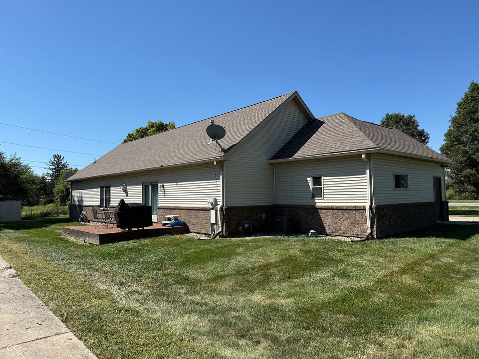 2nd image of 710 Candlewood Dr